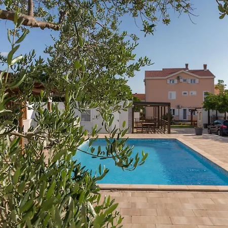 Apartman Medanic - Private Pool *