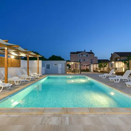 Medanic - Private Pool Apartman Privlaka (Zadar)
