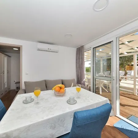 Apartman Medanic - Private Pool *