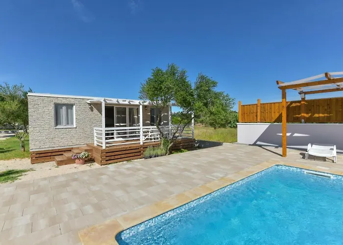 Apartment Medanic - Private Pool